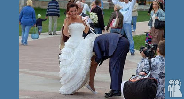 funny bride wedding photo